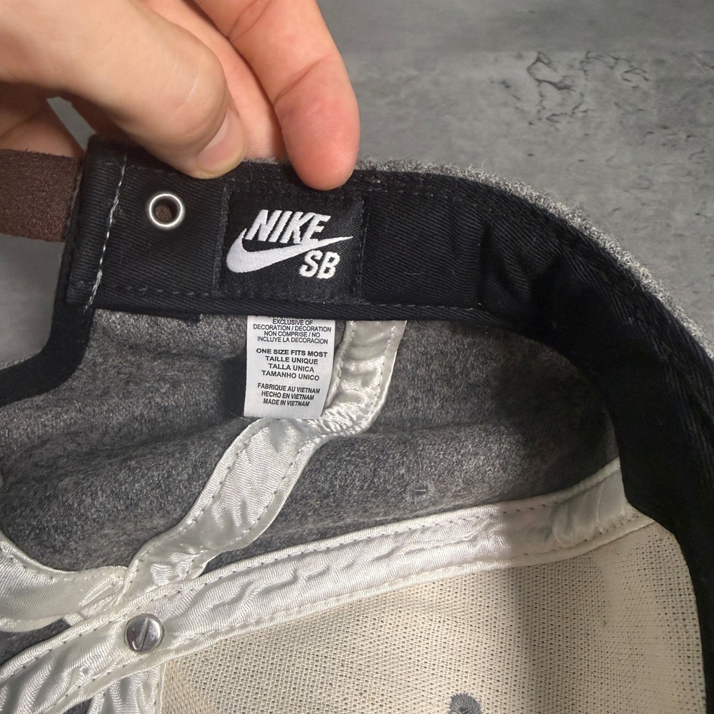 Nike SB Hat Mens Grey Wool Blend Brown Leather Strapback Skateboard Cap Green UV - Picture 7 of 9